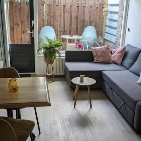 Zomerhuis In Wijk Aan Zee! 2 Pers Exterior foto